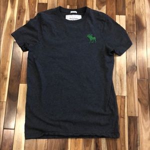 Abercrombie & Fitch Men’s Muscle shirt
